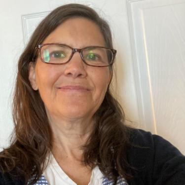 Reba Korban headshot