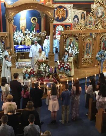 CarpathoRussian kids in liturgy