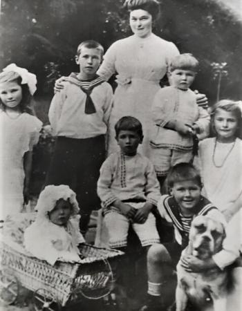 Alexandra Vladimirovna Glebova Tolstaya, with her children
