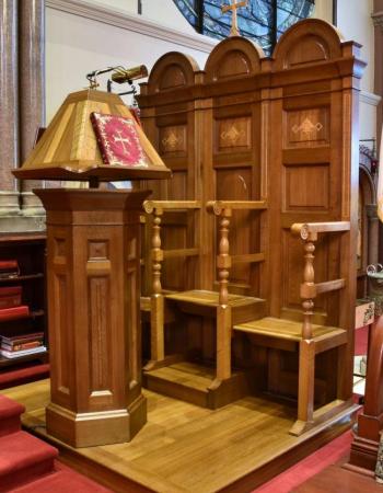 Greek-style Chant Stand