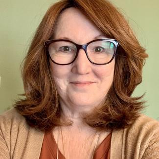 Katherine Hyde Headshot